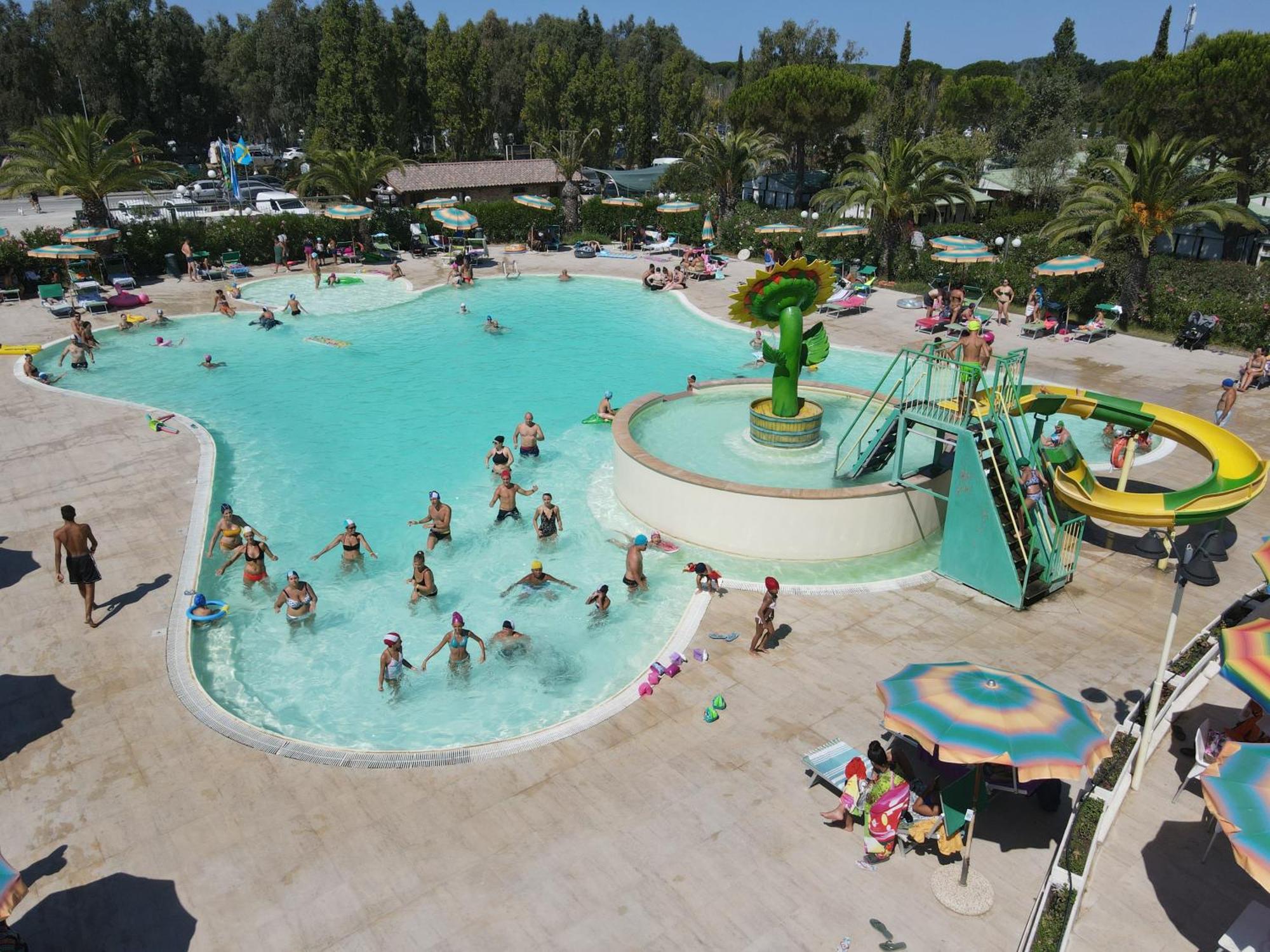 Happy Camp Mobile Homes In Camping Village Free Time Marina Di Bibbona Εξωτερικό φωτογραφία