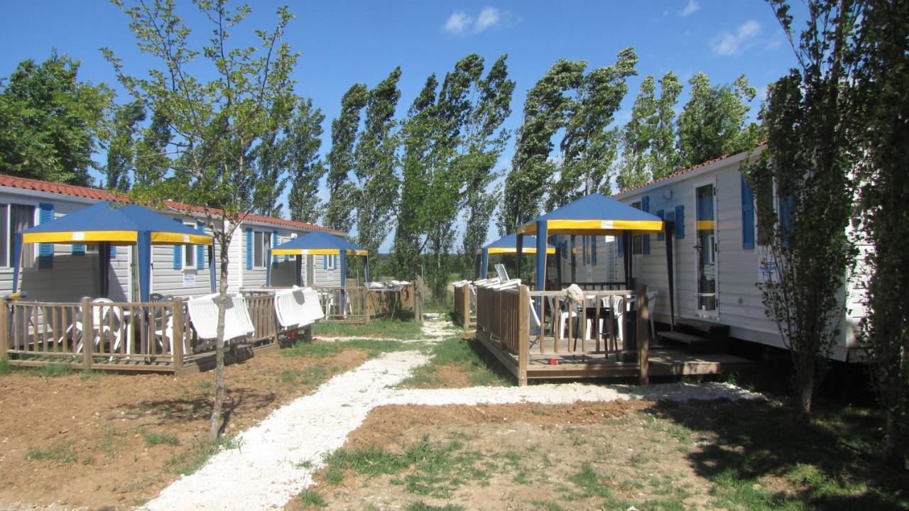 Happy Camp Mobile Homes In Camping Village Free Time Marina Di Bibbona Εξωτερικό φωτογραφία